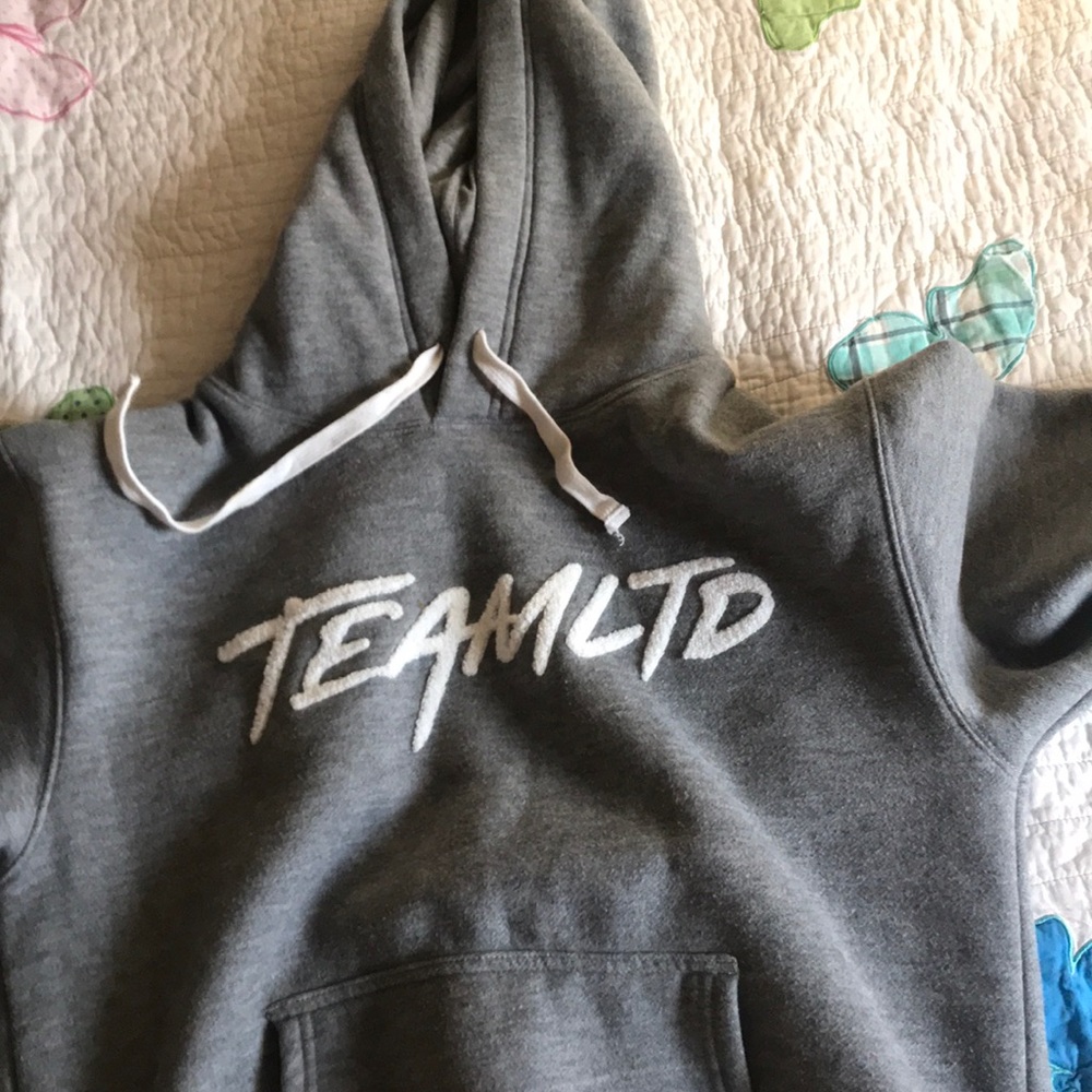 Medium team LTD sweater